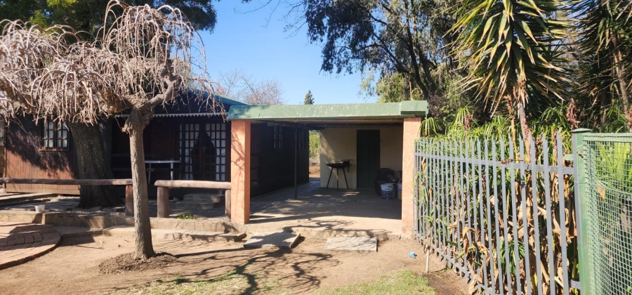 5 Bedroom Property for Sale in Heilbron Free State